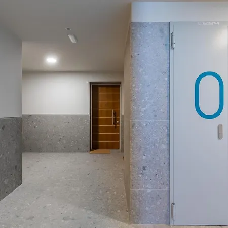 Apartment Stylish In Bolognina By Wonderful